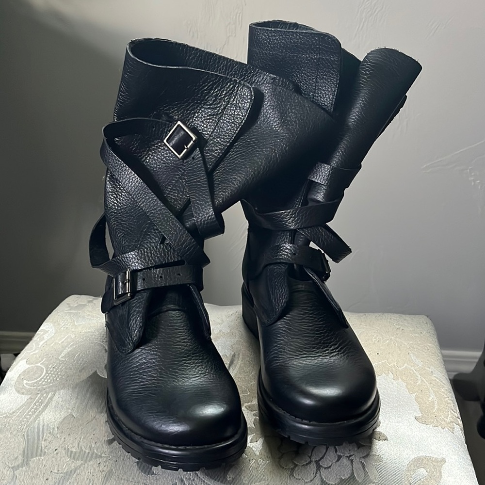 Steve Madden boots